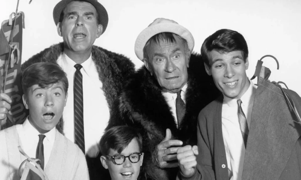 Barry Livingston Net Worth